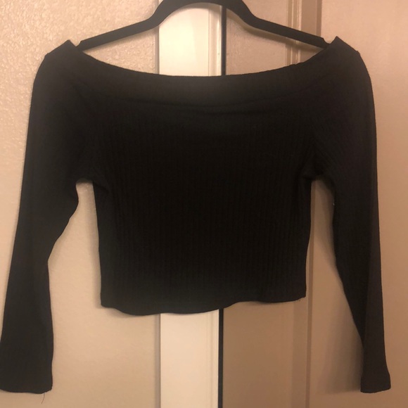 Black Ribbed Crop - Picture 2 of 2